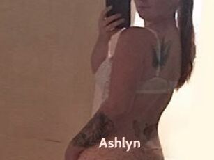 Ashlyn_