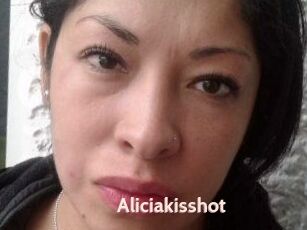 Aliciakisshot