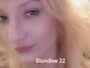 Blondiee_22
