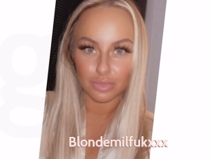Blondemilfukxxx
