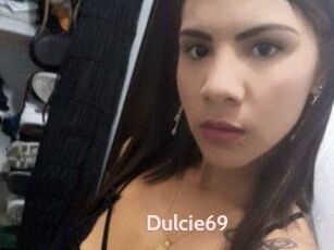 Dulcie_69