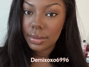 Demixoxo6996