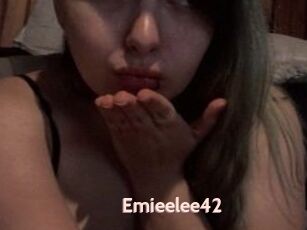 Emieelee42
