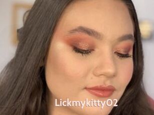Lickmykitty02