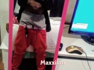 Maxxium