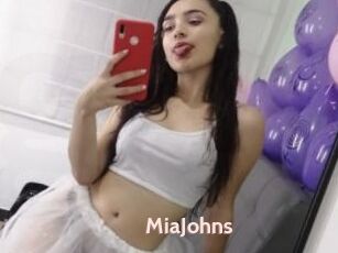MiaJohns