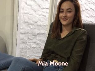 Mia_Moone