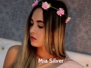 Mia_Silver