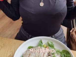 MissStrictDi