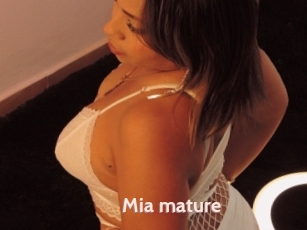 Mia_mature