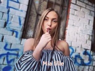 Mia_fille