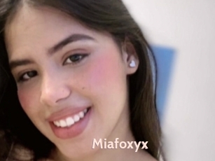 Miafoxyx