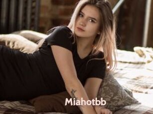 Miahotbb
