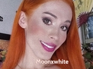 Moonxwhite