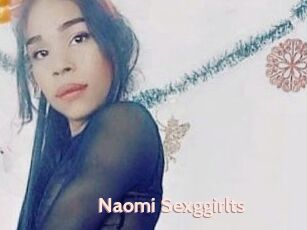 Naomi_Sexggirlts