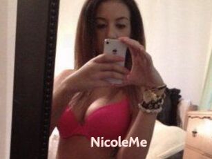 NicoleMe