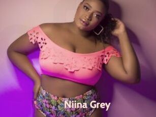 Niina_Grey