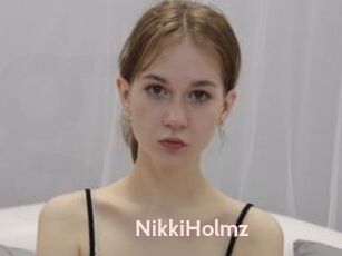 NikkiHolmz