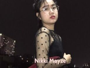 Nikki_Mayze