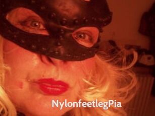 NylonfeetlegPia