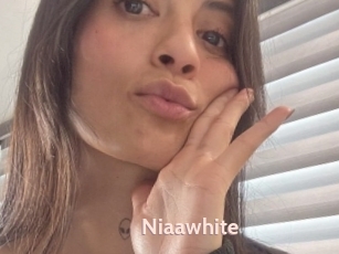Niaawhite