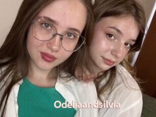 Odeliaandsilvia
