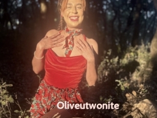 Oliveutwonite