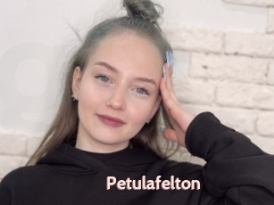 Petulafelton