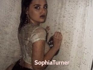 Sophia_Turner