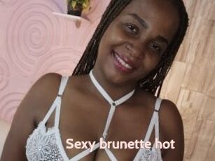 Sexy_brunette_hot