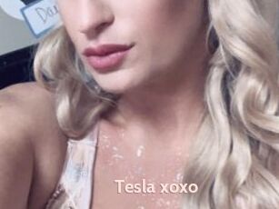 Tesla_xoxo