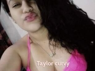 Taylor_curvy